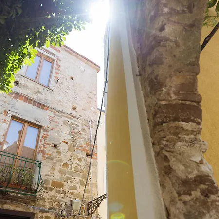 Fairytale - La Torretta 招待所